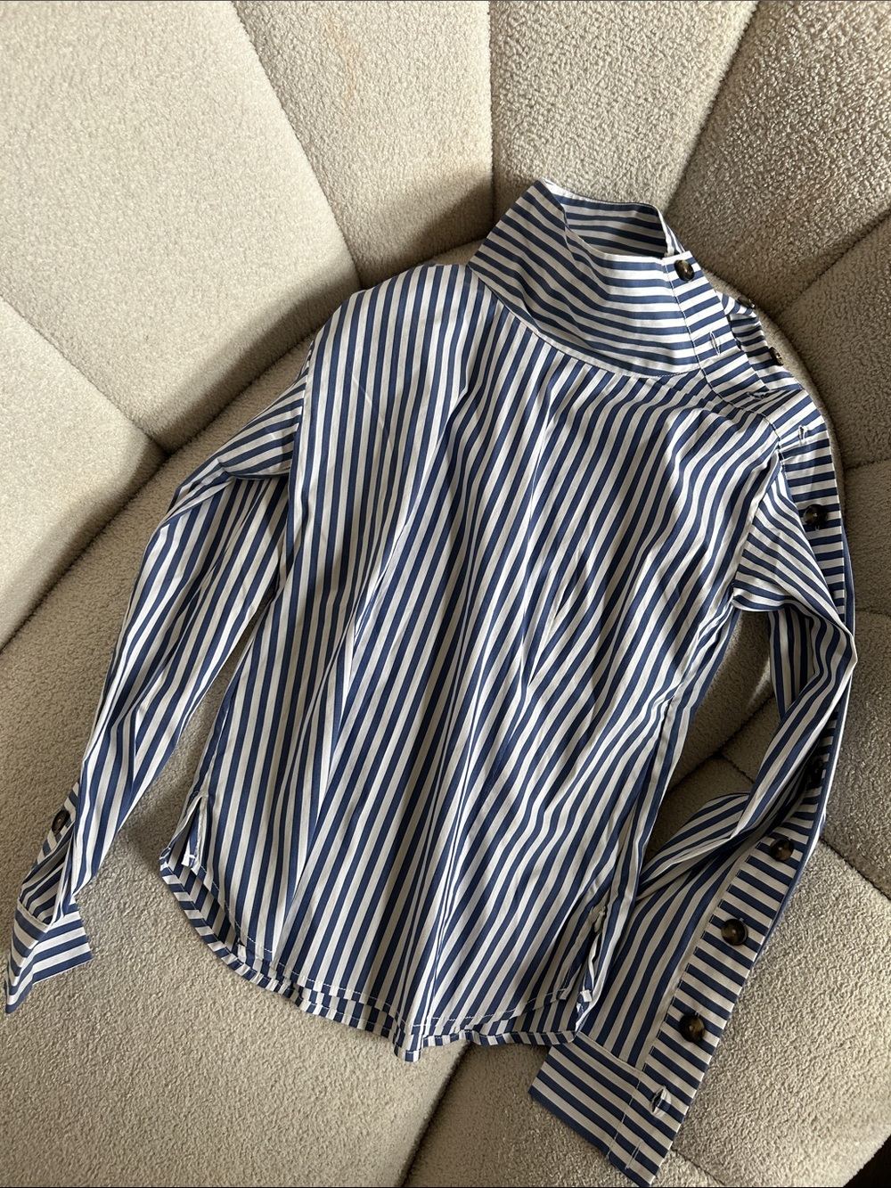 Veronica Beard Blue and White Striped High-Neck Button Cuff Shirt